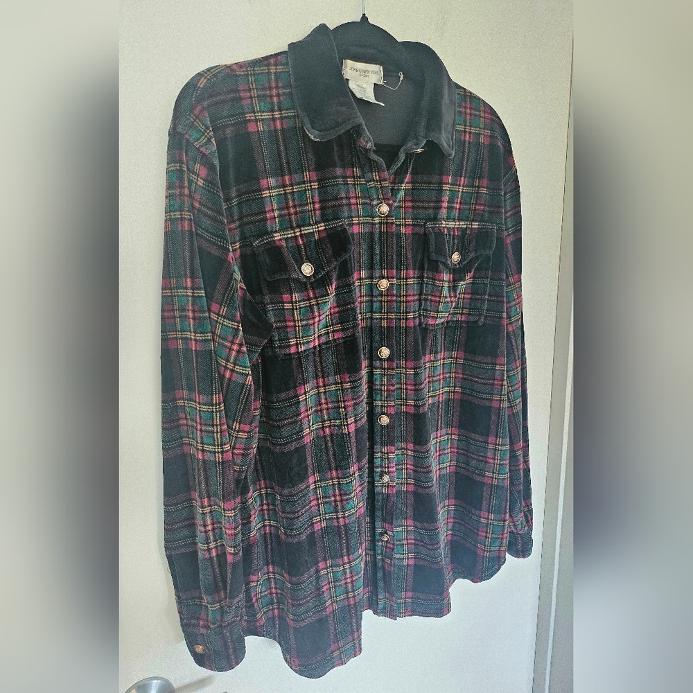 Y2K Jones New York Sport Velour Long Sleeve Plaid Oversized Collared Button Up